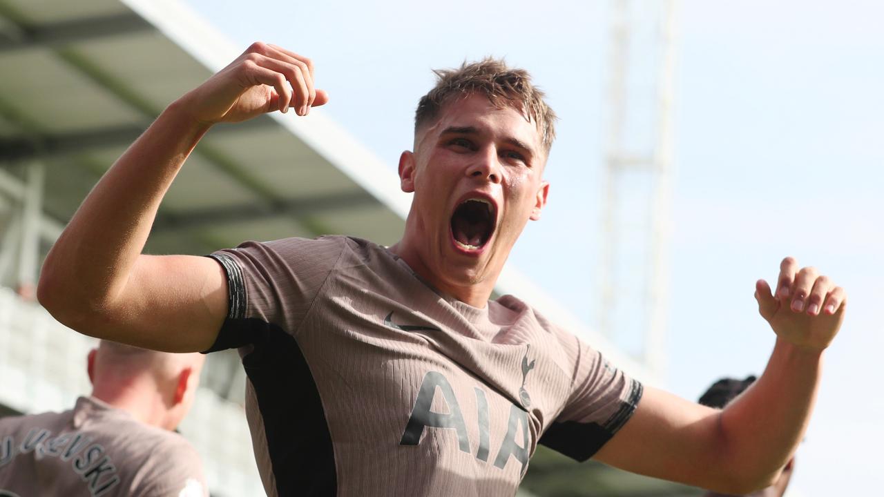 Micky van de Ven of Tottenham Hotspur celebrates. (Photo by Henry Browne/Getty Images)